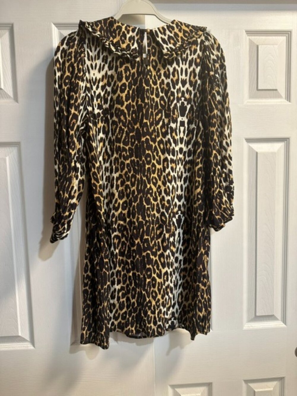 Dress - Picture 2 of 3